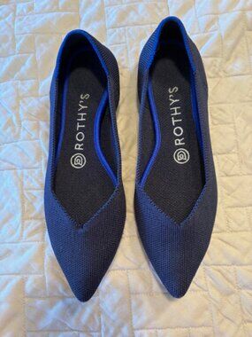 Rothy's Point navy blue sz 7